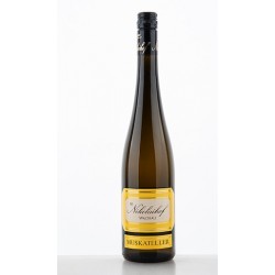 810 BIODYNAMICKÉ VÍNO MUŠKÁT FEDERSPIEL